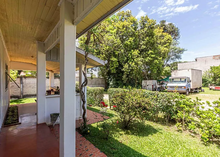 Memora Guesthouse Curitiba - Quartos em Casa próximo ao Parque Bacacheri